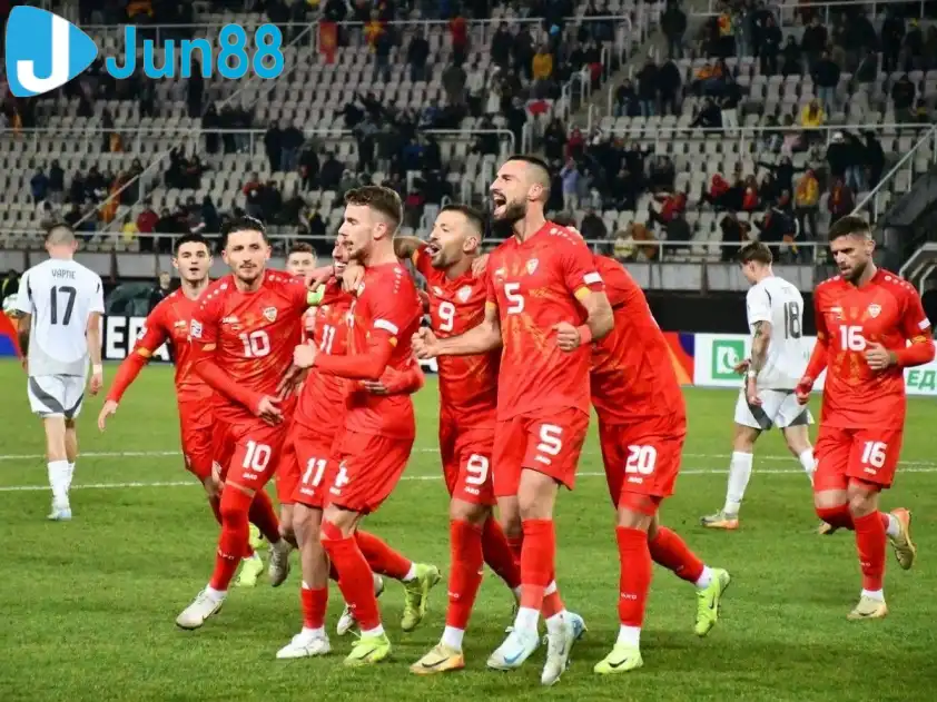 Bắc Macedonia quyết tâm giành trọn 3 điểm trước Kazakhstan để củng cố ngôi đầu bảng J (Ảnh: Goal) Bắc Macedonia quyết tâm giành trọn 3 điểm trước Kazakhstan để củng cố ngôi đầu bảng J (Ảnh: Goal)