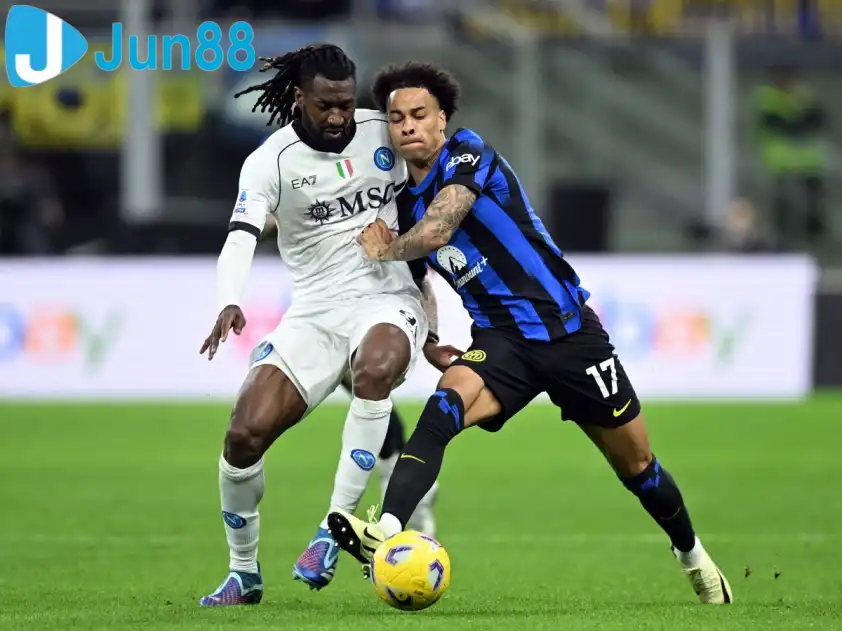 Napoli và Inter Milan là tâm điểm của vòng đấu này (Ảnh: Football Italia) Napoli và Inter Milan là tâm điểm của vòng đấu này (Ảnh: Football Italia)